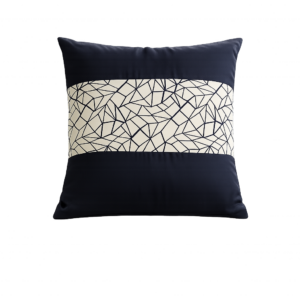 Accent cushion black and white